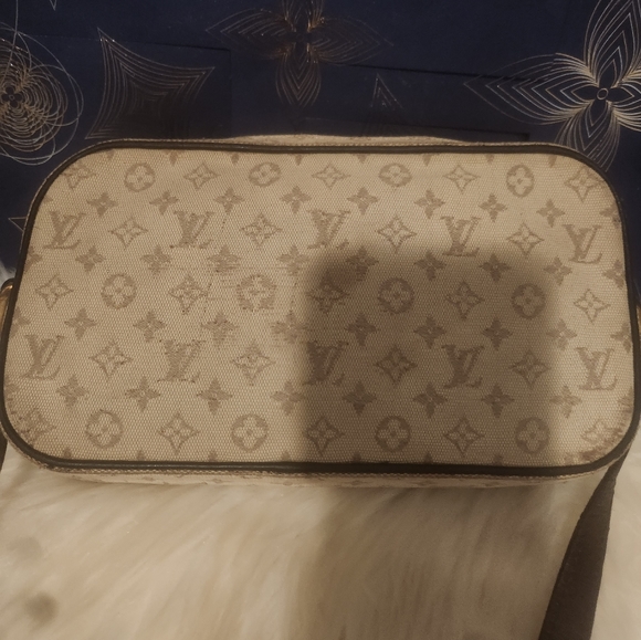 AUTHENTIC VINTAGE LV Khaki CROSSBODY - Picture 6 of 11